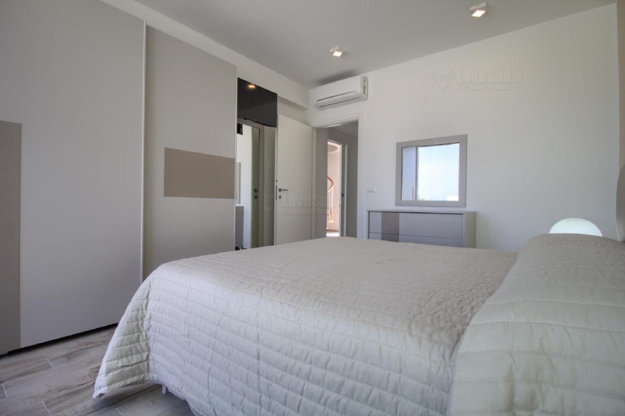Jacuzzi Holiday Homes By Lovesud Santa Maria di Leuca Exterior foto