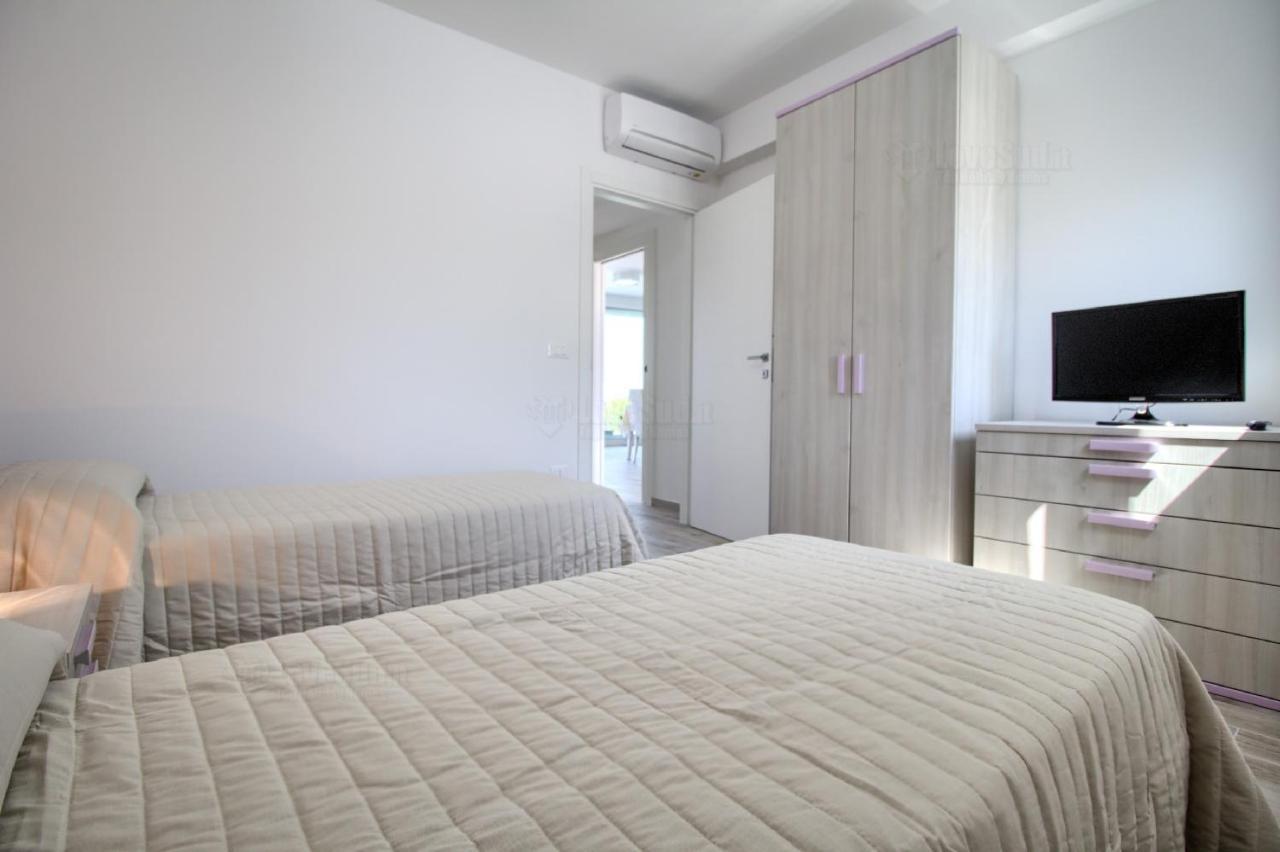 Jacuzzi Holiday Homes By Lovesud Santa Maria di Leuca Exterior foto